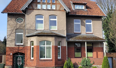 Multi-generational living on a spacious plot