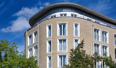 Exclusive penthouse with panoramic views - luxury above the rooftops of Charlottenburg