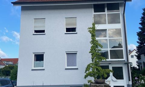 Well-maintained MFH house with 3 apartments in a great location - from private owner & high yield possible