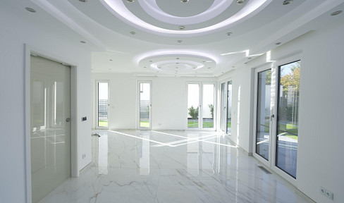 Luxury city villa detached house