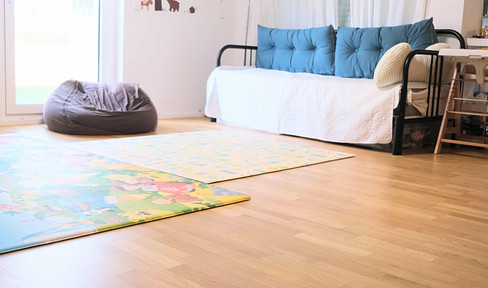Moderne 3.5-Zimmer-Wohnung mit Garten in Leonberg Stadtzentrum