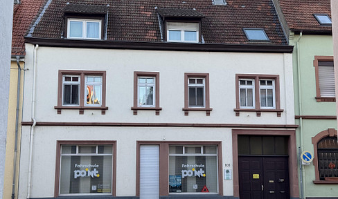 Without marker: front and rear building in Seckenheim