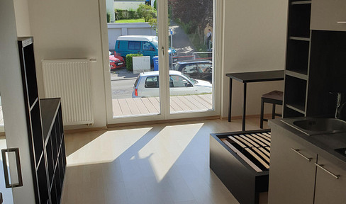 #0.15# Schönes vollmöbliertes Apartment mit Balkon. Frei ab Oktober.