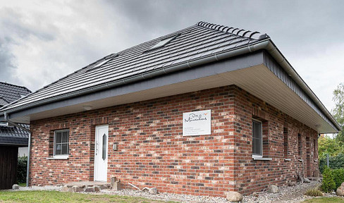 High-yield holiday home on Usedom with separate apartment – €49,800 in revenue – commission-free.