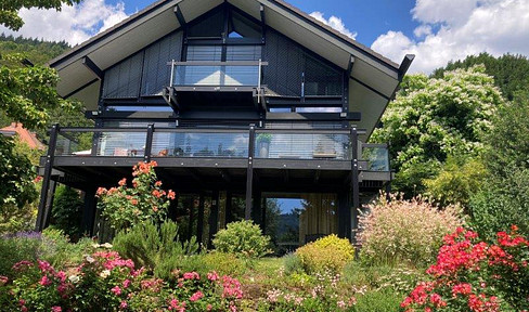 HUF Haus in Top Lage vor den Toren Heidelbergs