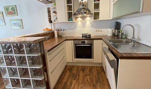 Bright, well-kept 3-room apartment with underground parking space (private sale)