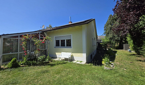 Großes hochwertiges Einfamilien-/ Zweifamilien-/ Mehrgenerationenhaus mit Einliegerwohnung