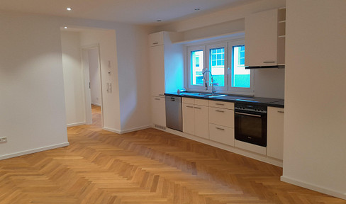 High-quality 2.5-room first floor apartment in the middle of Rodheim