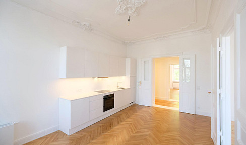 First occupancy after renovation: 2nd floor with elevator in Stephankiez
