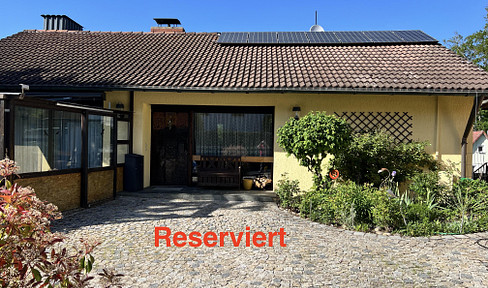 Gepflegtes ruhig gelegenes Einfamilienhaus mit Aussicht