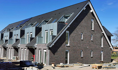 New build: mid-terrace house (KFW55) / 165m², terrace & roof terrace, quiet residential area, first occupancy