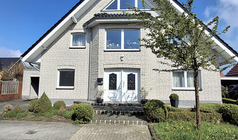 Einfamilienhaus mit repräsentativem Entree und Bürofläche