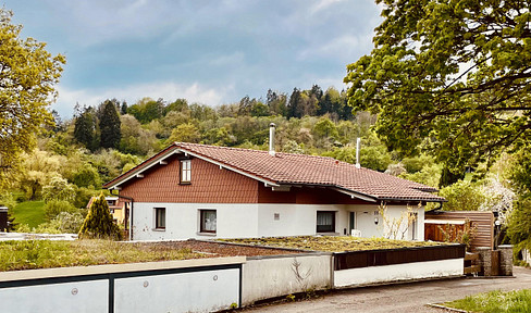Ein- oder Zweifamilienhaus ca. 190qm, Toplage, gepflegt, Superdämmung, Fußbodenheizung, Simmozheim