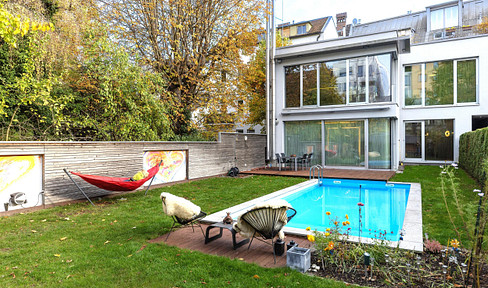 DOMVIERTEL LINZ - 260m2 townhouse - garden - pool - underground garage