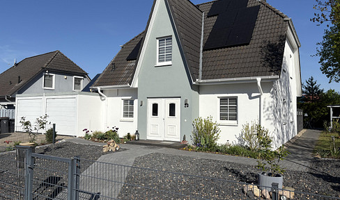 Einfamilienhaus Stadtnah mit Solar/Kamin/Doppelgarage/Wintergarten