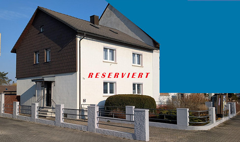 DHH on large plot with expansion potential