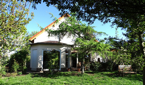 EFH quiet location Großzschocher/ 6 rooms/145sqm/700sqm/ built 2000 from 06/2025