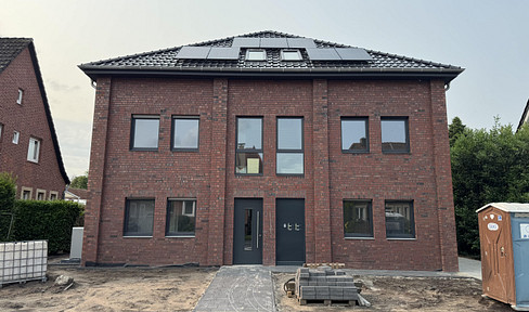 Neubau Erdgeschosswohnung mit privaten Gartenanteil! Provisionsfrei!!!