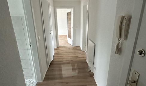 Eigentumswohnung, 3-Zim, frisch renoviert, Top-Lage, von Privat