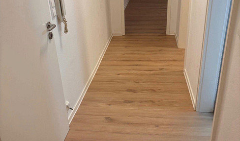Attraktive 2-Zimmer-Wohnung mit 10 m Balkon in Karlsruhe – ideal für Kapitalanleger