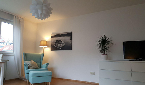 Single apartment with large balcony & parking space