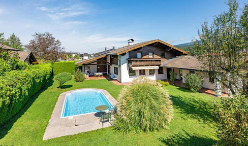 Einfamilienhaus mit Garten und Pool in 5431 Kuchl