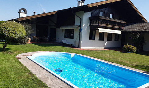 Haus mit grossem Garten und Pool in 5431 Kuchl