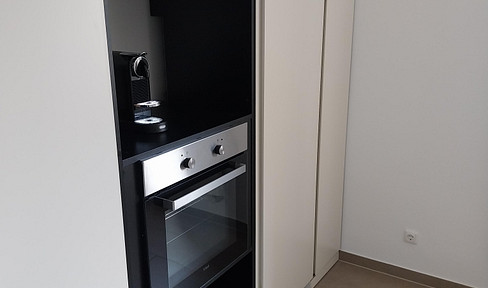 Stylishly furnished 3-room apartment in a prime Westend-Nord location