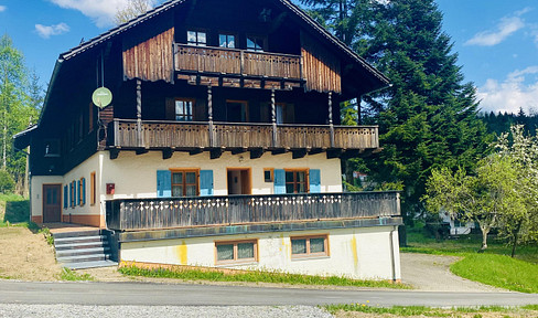 Landhaus im Bayerischen Wald am Waldrand