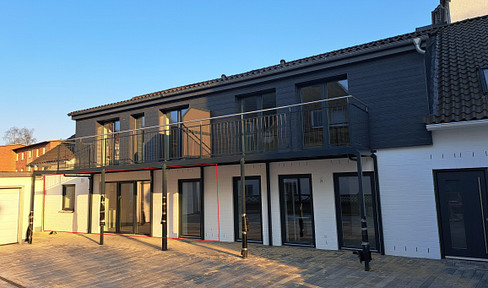 Spacious 3 room ground floor apartment in the center