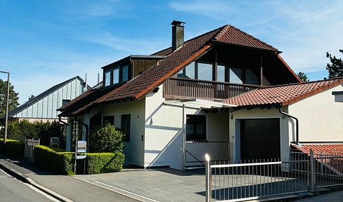 Charmantes Einfamilienhaus mit Einliegerwohnung in ruhiger Südlage von Reichenberg