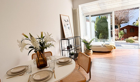 -Reserved- renovated terraced house with garden in popular location of Buxtehude -commission-free-