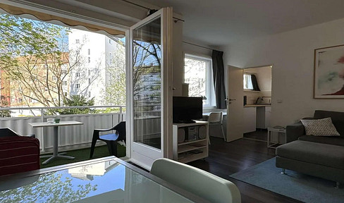Ruhig zum großen Innenhof gelegene, lichtdurchflutete, moderne 1 Zimmer Wohnung