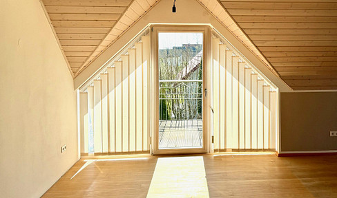 4-room apartment with office on the top floor + 50 m² terrace