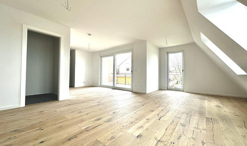 Top floor with style - Elegant 2-room apartment with loggia