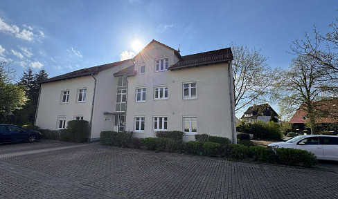 Bezugsfertige, frisch renovierte 4-Zimmer-Erdgeschosswohnung – WG-geeignetignet
