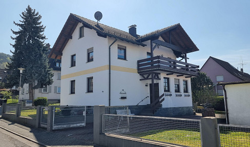 Sonniges Einfamilienhaus in ruhiger zentraler Lage Höchst Odw.