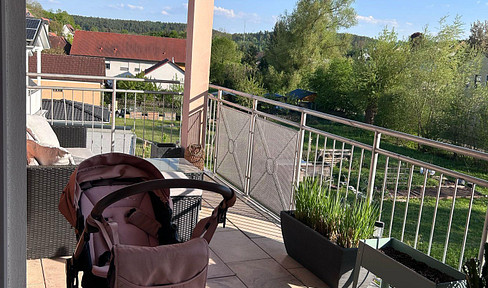 Sanierte 3-Zimmer Wohnung mit Balkon