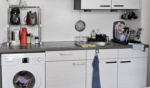 Center: fully furnished, quiet and bright