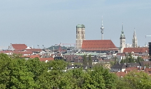 Provisionsfreie hochwertige 3-Zimmer-Neubauwohnung in zentraler Lage mit weitem Blick