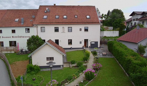 6,9% Rendite / Faktor 14,5! - 10.425€ p.a. Cashflow 4er MFH bei Straubing!