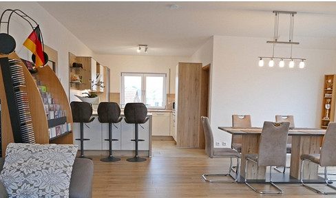 Beautiful, high-quality furnished apartment with two balconies (completion 2018)