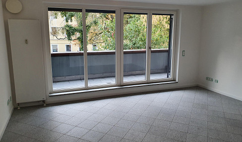 2-room old town apartment with balcony