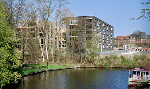 Modern apartment by the city park with garden, underground parking space incl., e-charging station - free of brokerage from private owner