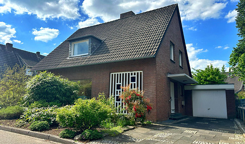 von privat: freistehendes Einfamilienhaus in bester Lage von St.Tönis