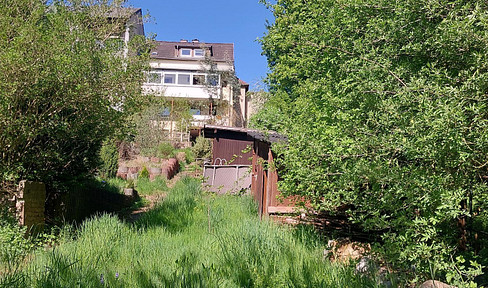 Charakterhaus mit großem Garten, zentral & vielseitig nutzbar