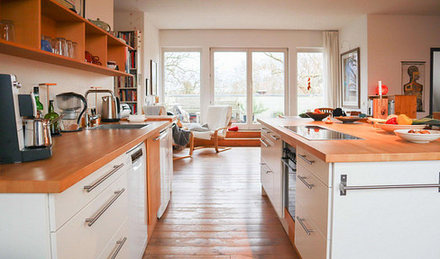 Traumhafte Dachgeschosswohnung mit Terrasse