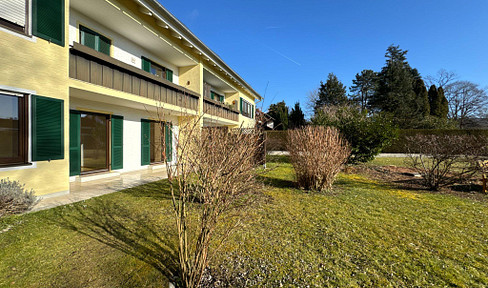 Bright garden apartment with 3 rooms and EBK in an excellent location