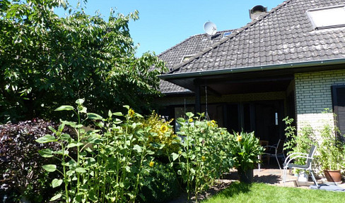 Gepflegtes Haus in schöner Siedlung - Altencelle