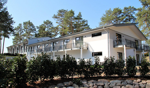 Own operation or hotel investment in top lake location